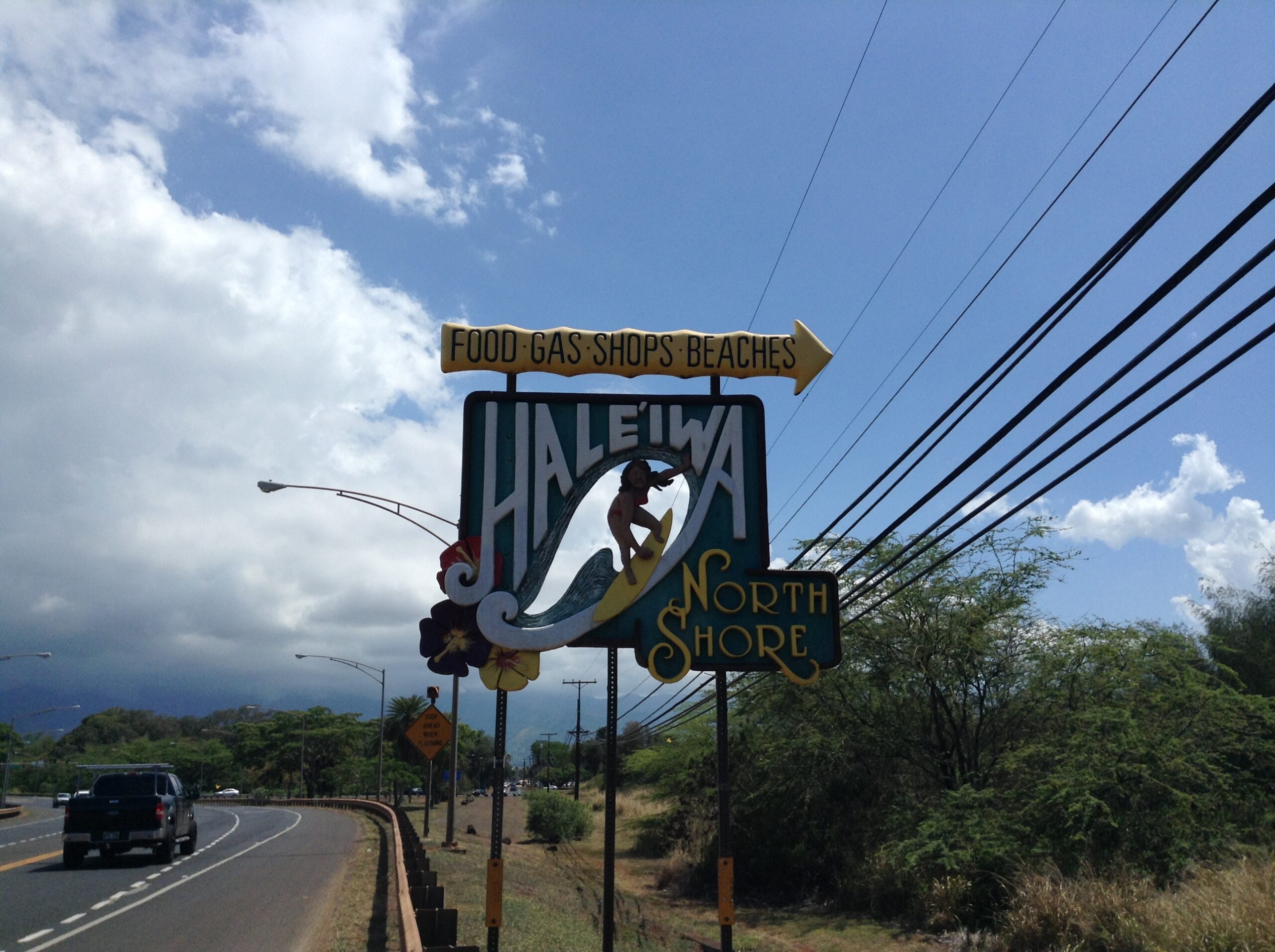 ハレイワの「North Shore」道路サイン
